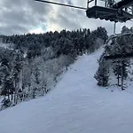 Alpstuga Isard Pyrenees 2000 - 300m Des Pistes *