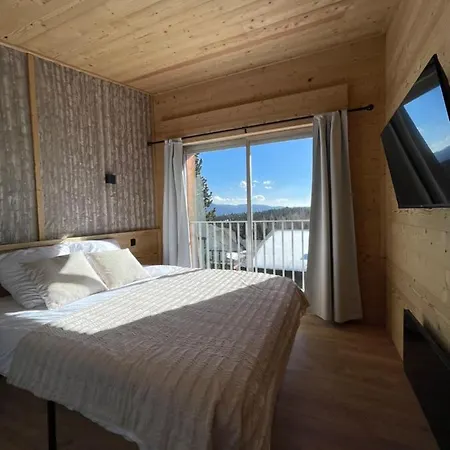 Chalet Isard Pyrenees 2000 - 300m Des Pistes *
