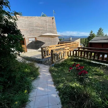 Chalet Isard Pyrenees 2000 - 300m Des Pistes *